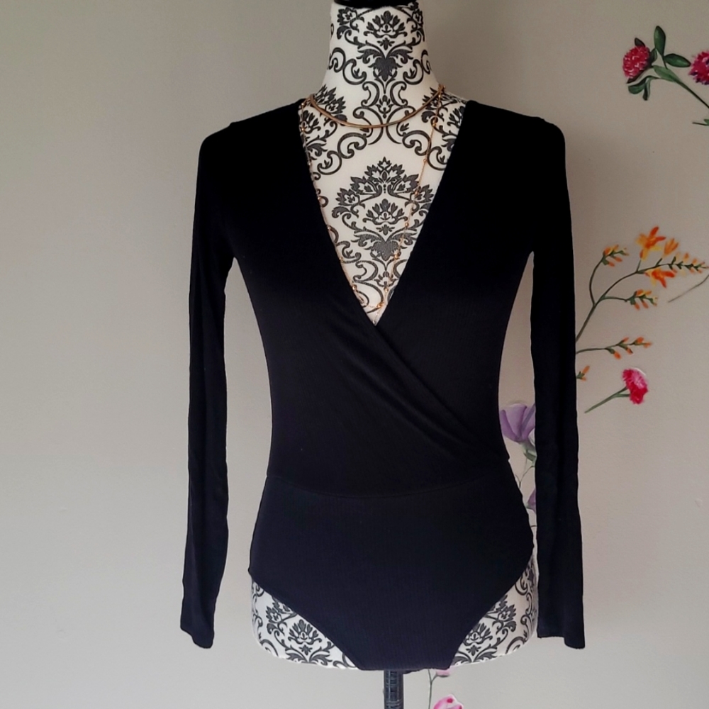 Forever 21, black bodysuit small